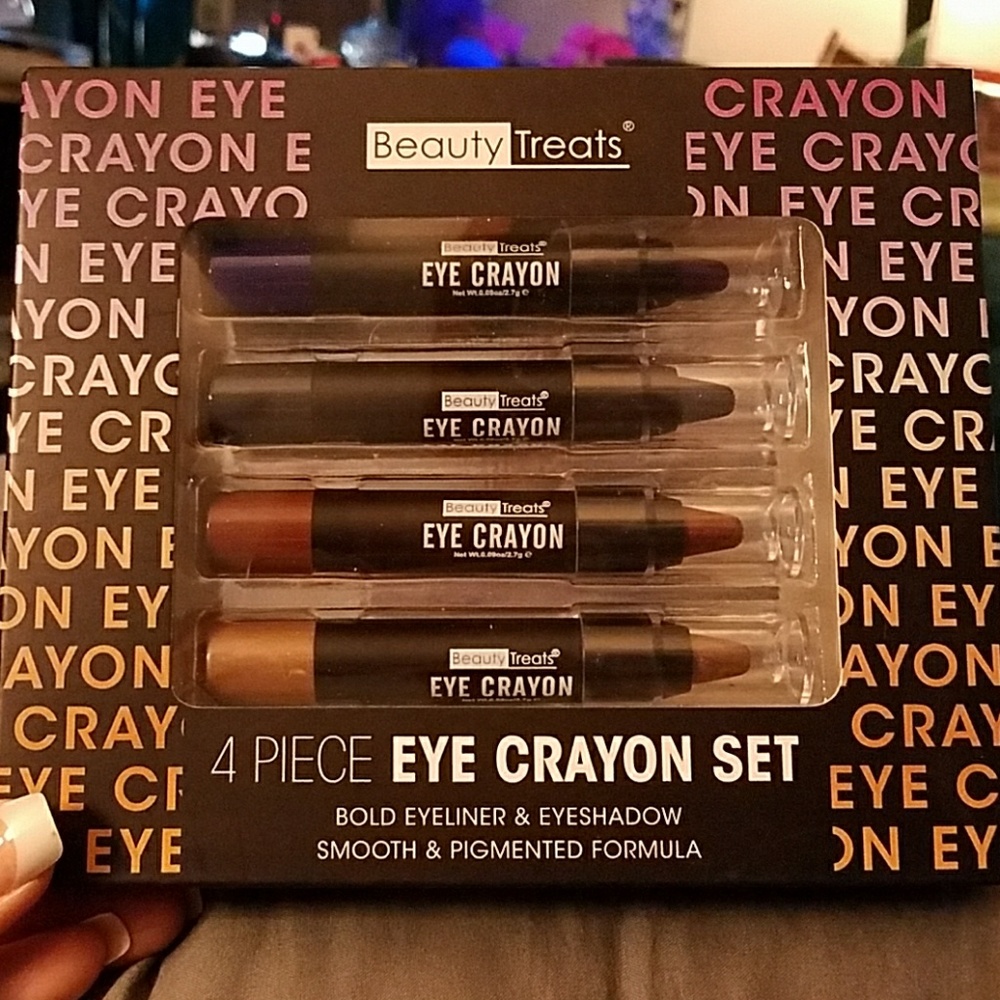 NIB 4PC EYE CRAYON SET BY BEAUTY TREATS
